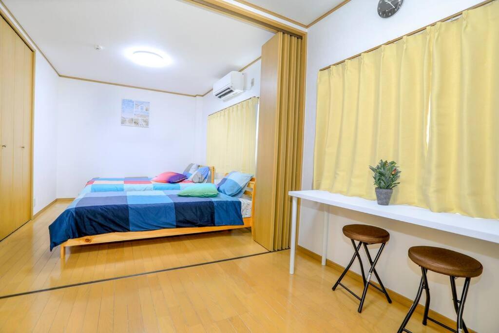 Apartament 鶴橋駅徒歩2分 トイレ浴室複数あり3階建て一軒家車庫付き Osaka Zewnętrze zdjęcie
