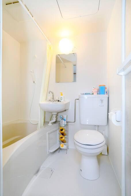 Apartament 鶴橋駅徒歩2分 トイレ浴室複数あり3階建て一軒家車庫付き Osaka Zewnętrze zdjęcie