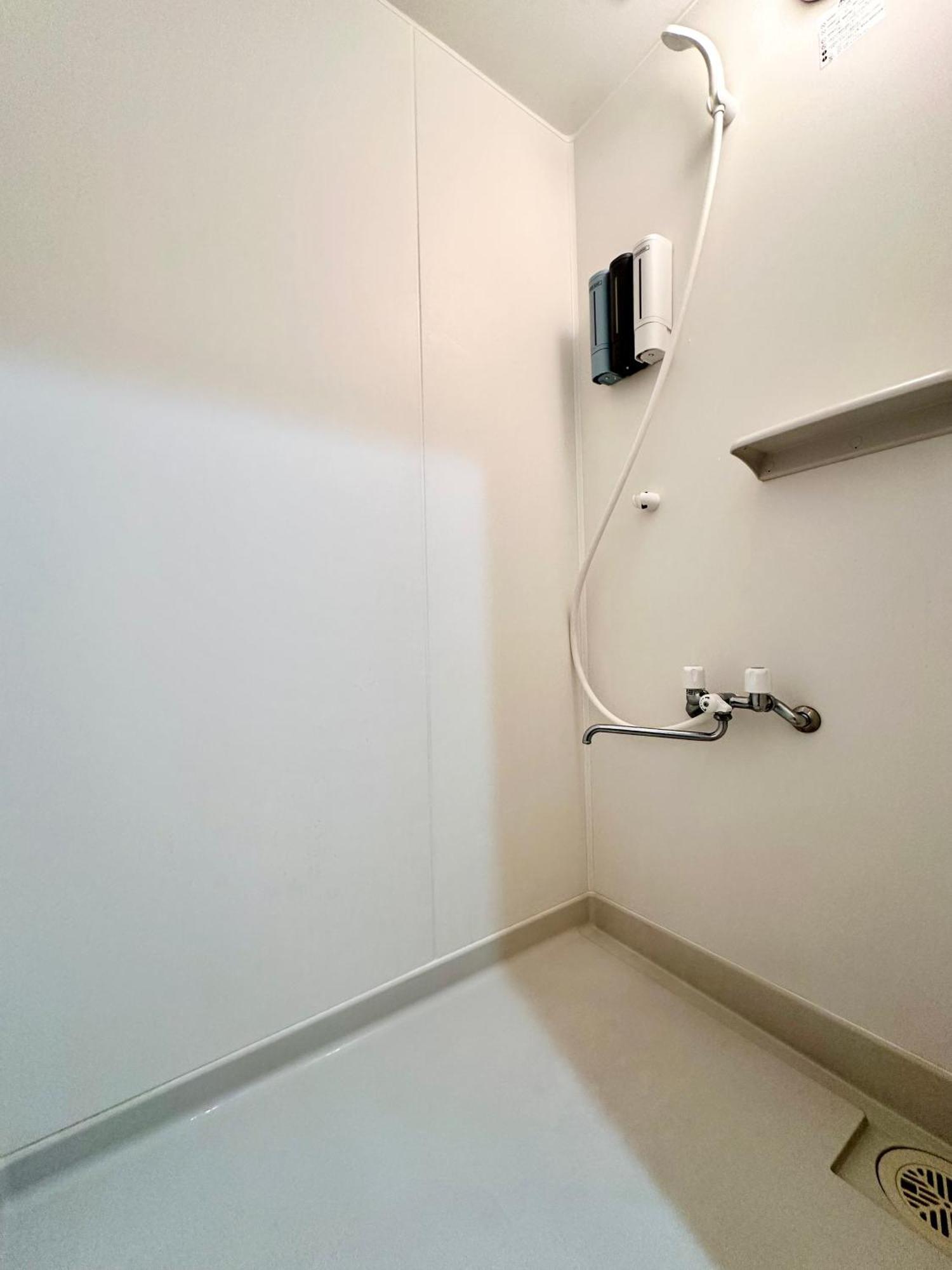 Apartament 鶴橋駅徒歩2分 トイレ浴室複数あり3階建て一軒家車庫付き Osaka Zewnętrze zdjęcie